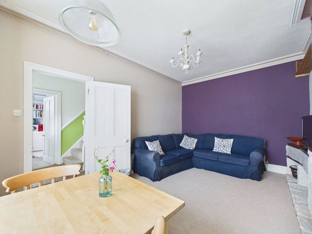 Property photo 2 of 24