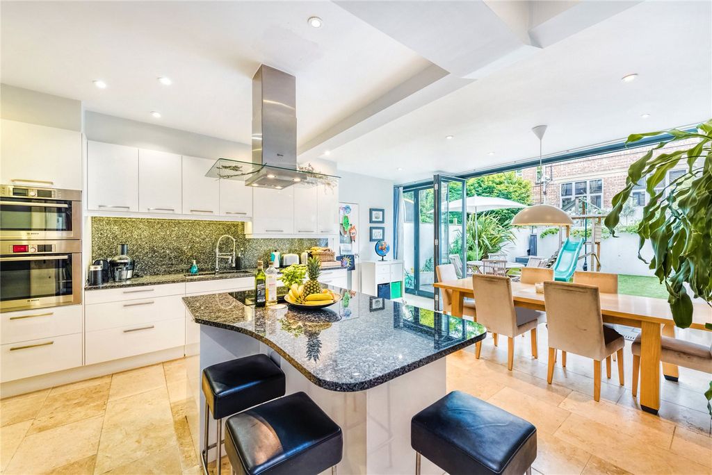 Property photo 1 of 14 Kitchen