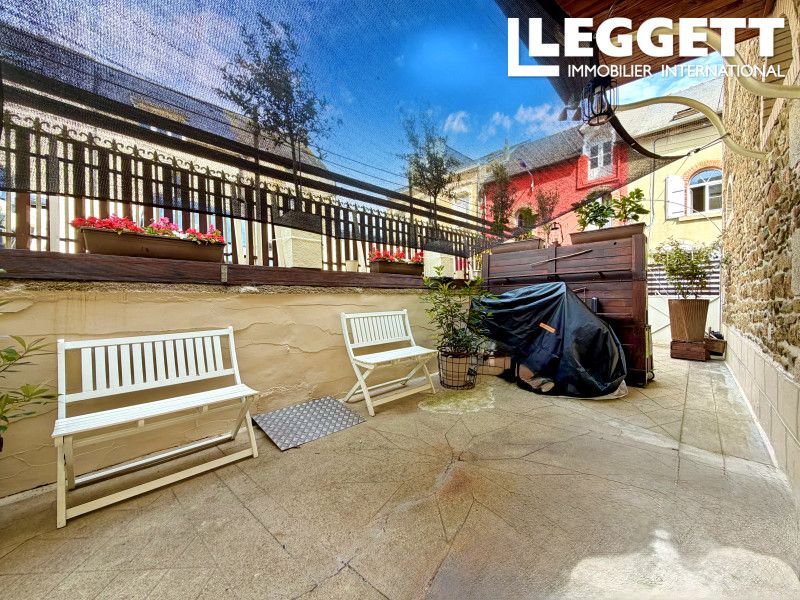 Property photo 2 of 10