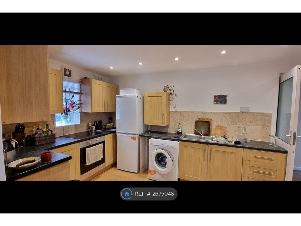 Property photo 1 of 35