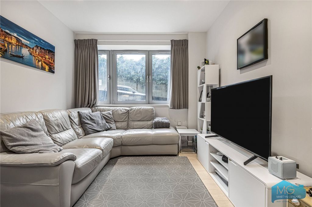 Property photo 3 of 13 Picture No. 06