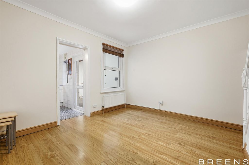 Property photo 3 of 22 Img_9107.Jpg