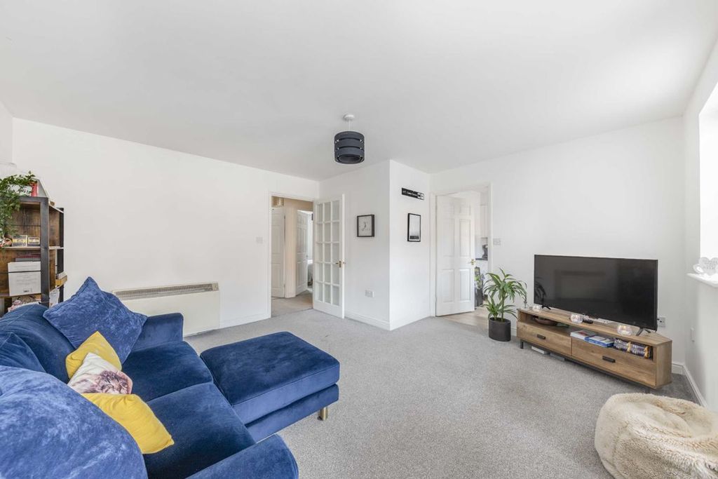 Property photo 1 of 4
