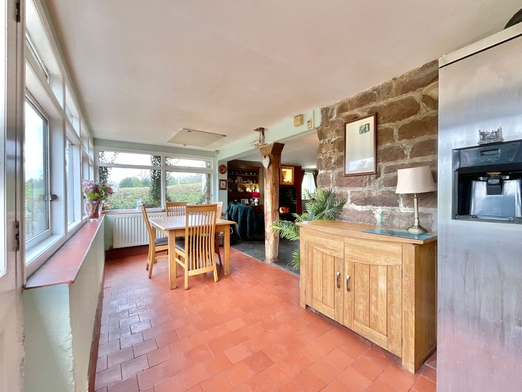 Property photo 3 of 40