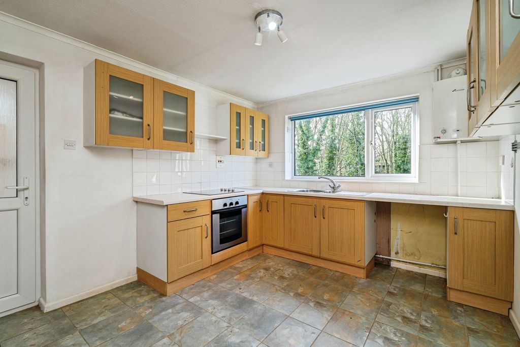 Property photo 3 of 15 Pbox-Img.Jpg