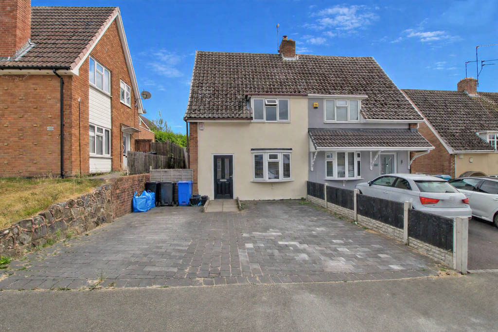 Property photo 1 of 11 Front