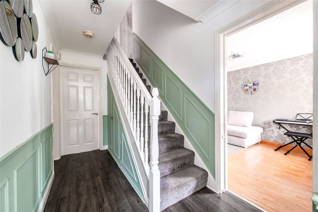 Property photo 3 of 29 Picture No. 12