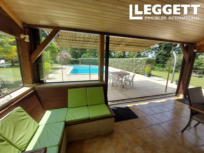 Property photo 2 of 10