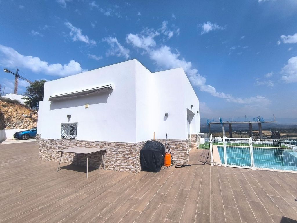 Property photo 1 of 10