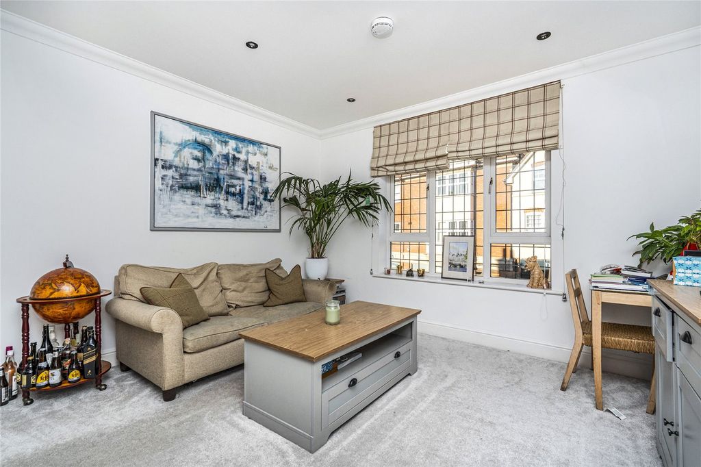 Property photo 2 of 20 Reception Room