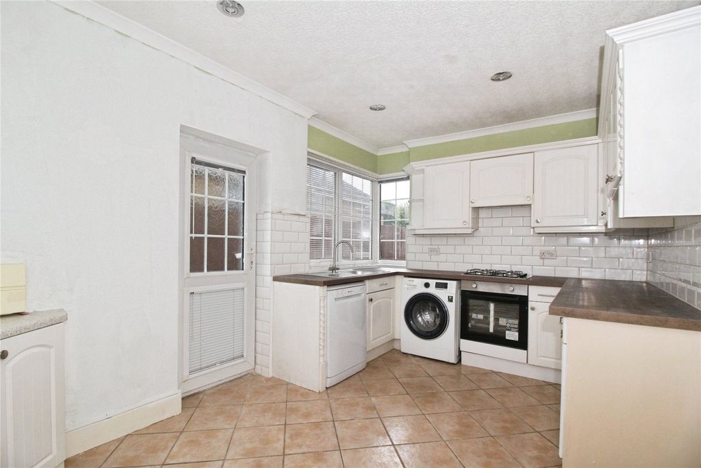 Property photo 3 of 15 Breakfast Kitchen