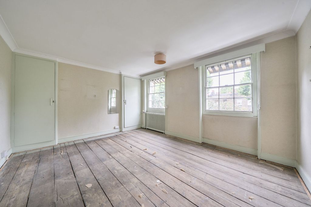 Property photo 3 of 24