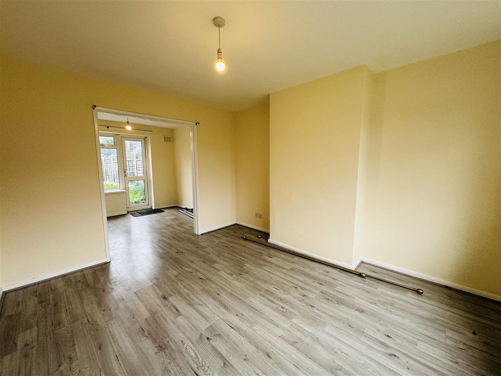 Property photo 2 of 12 Living Room