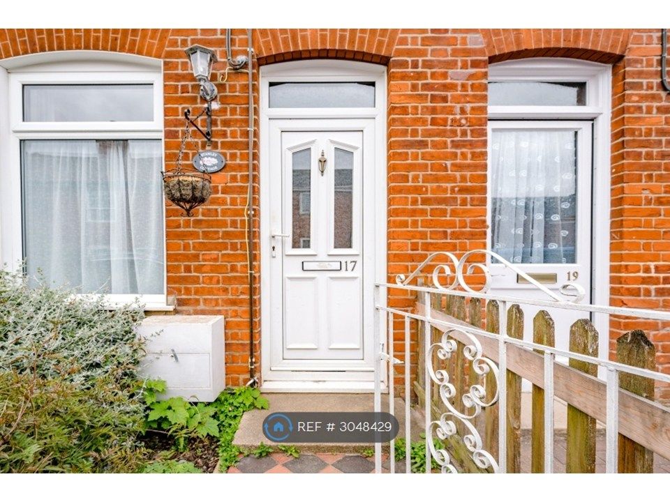 Property photo 2 of 16