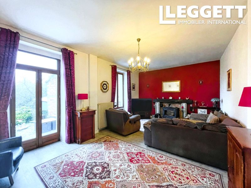 Property photo 3 of 10