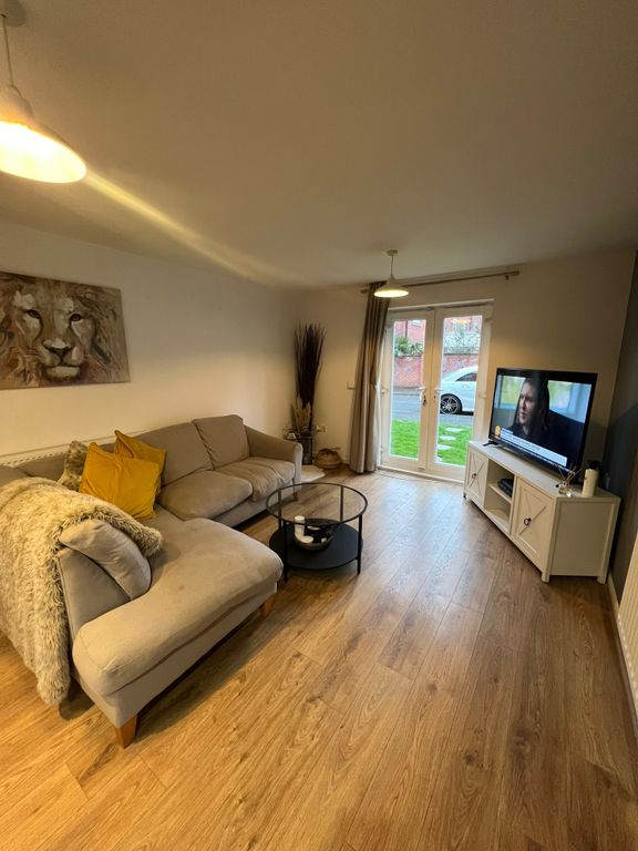 Property photo 2 of 5