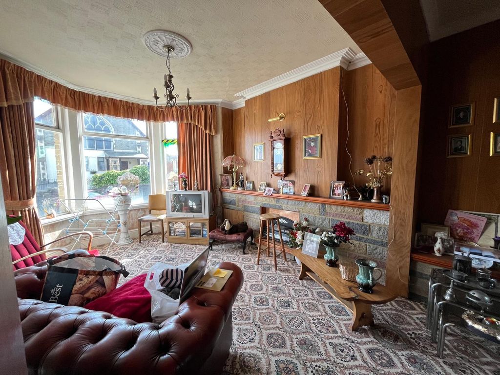 Property photo 3 of 22