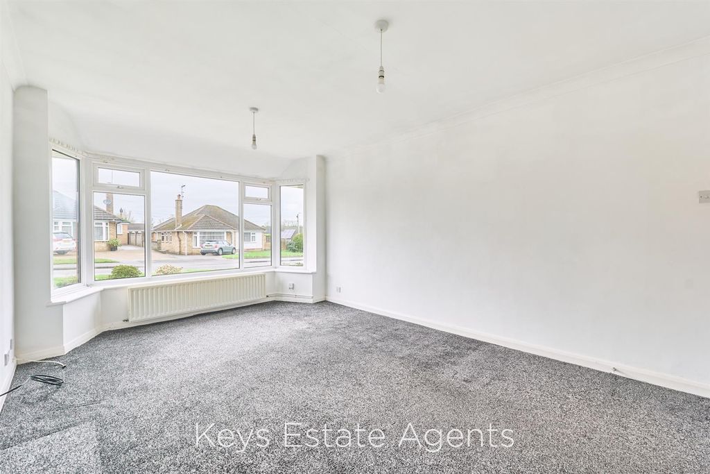 Property photo 2 of 26 P1689096_Hdr.Jpg