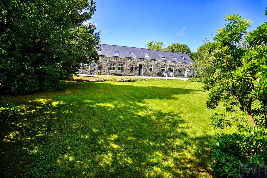 Property photo 2 of 27 2