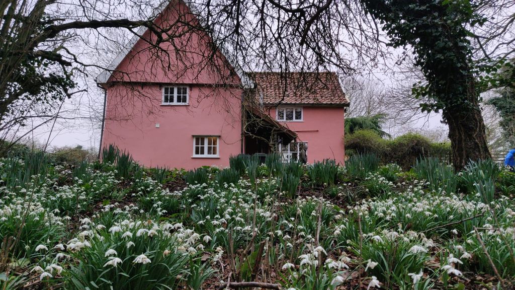 Property photo 1 of 33