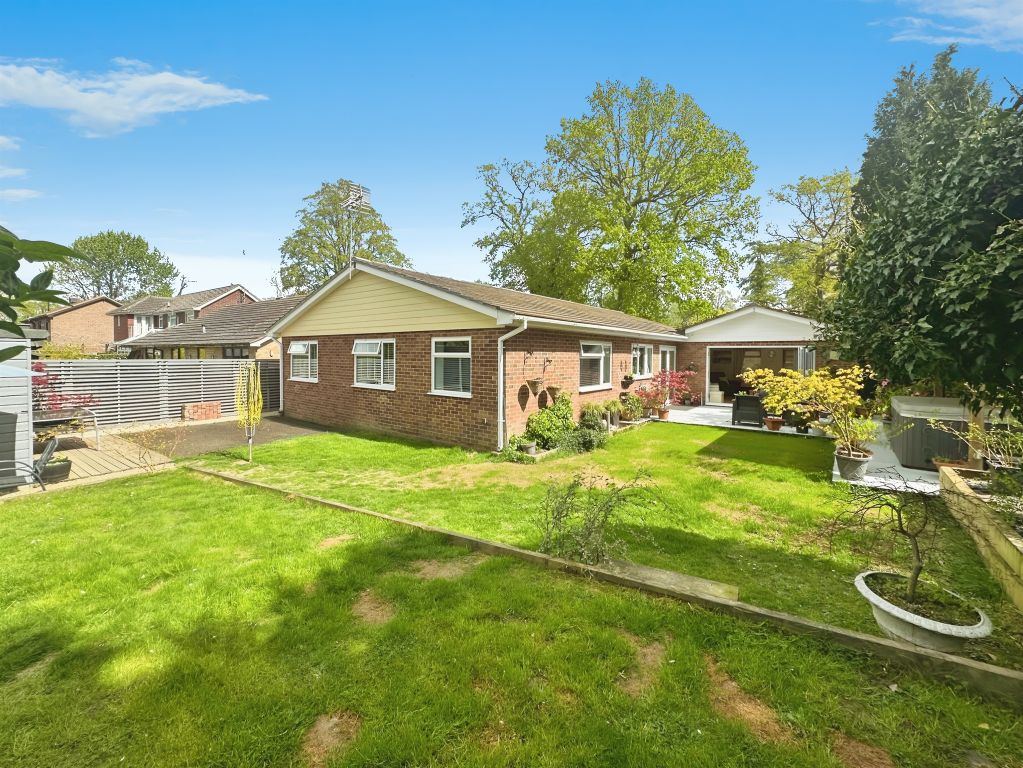 Property photo 1 of 17