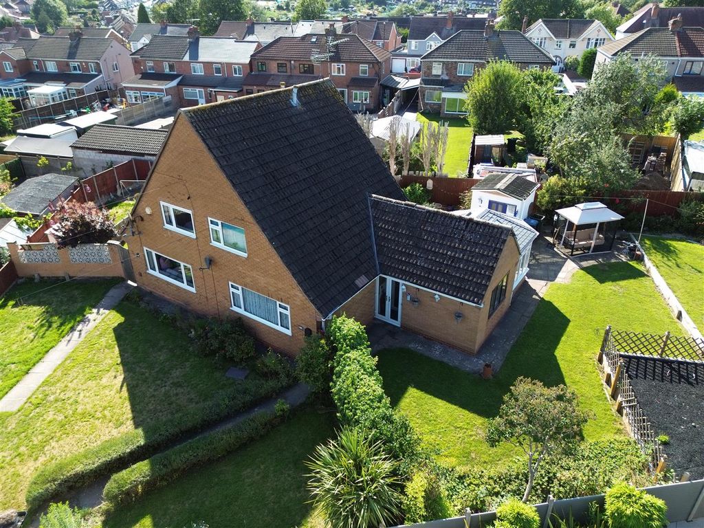 Property photo 1 of 31 Arial Shot