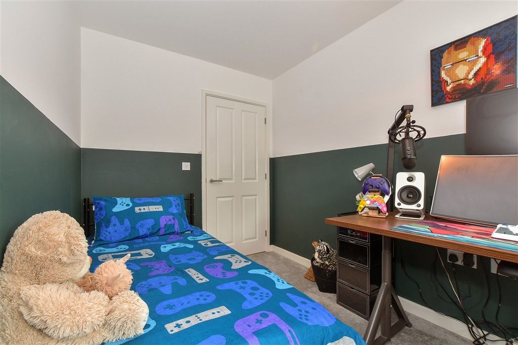 Property photo 1 of 1 Bedroom 2