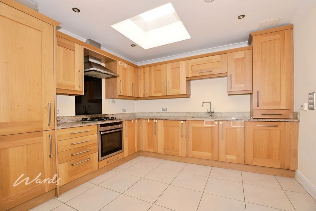 Property photo 2 of 15 Kitchen