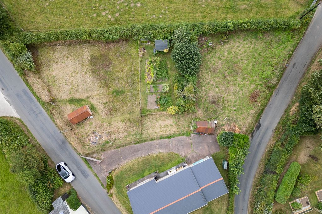 Property photo 2 of 7