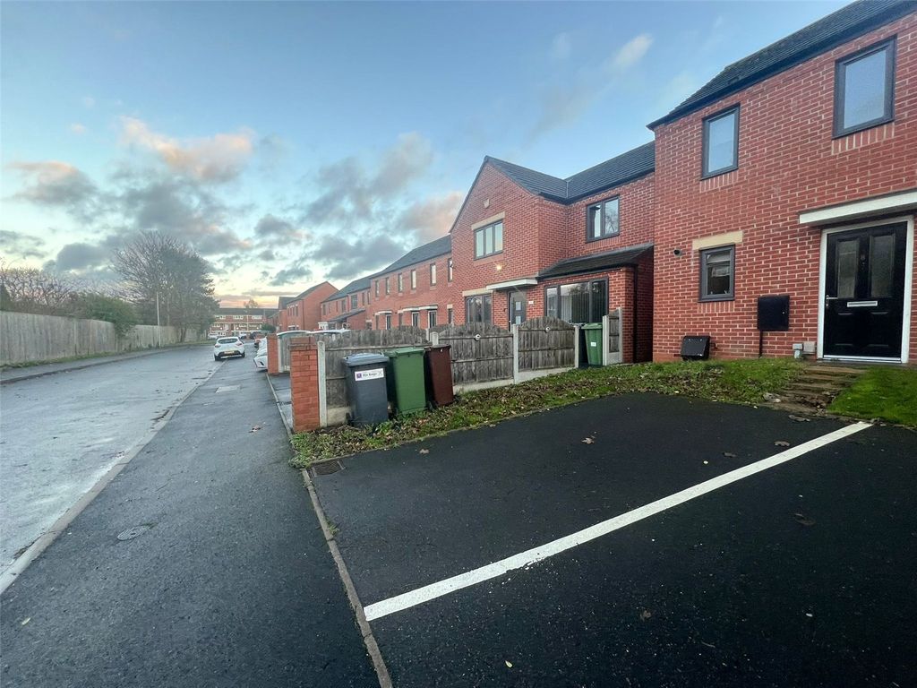 Property photo 2 of 13 Front