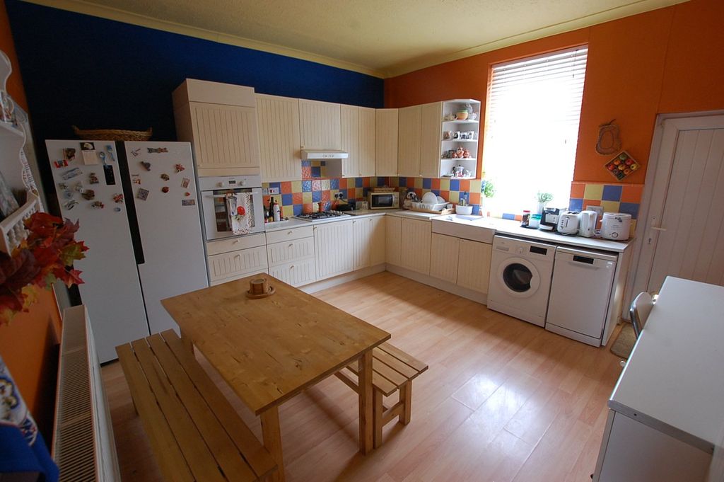 Property photo 3 of 8 Picture No. 02