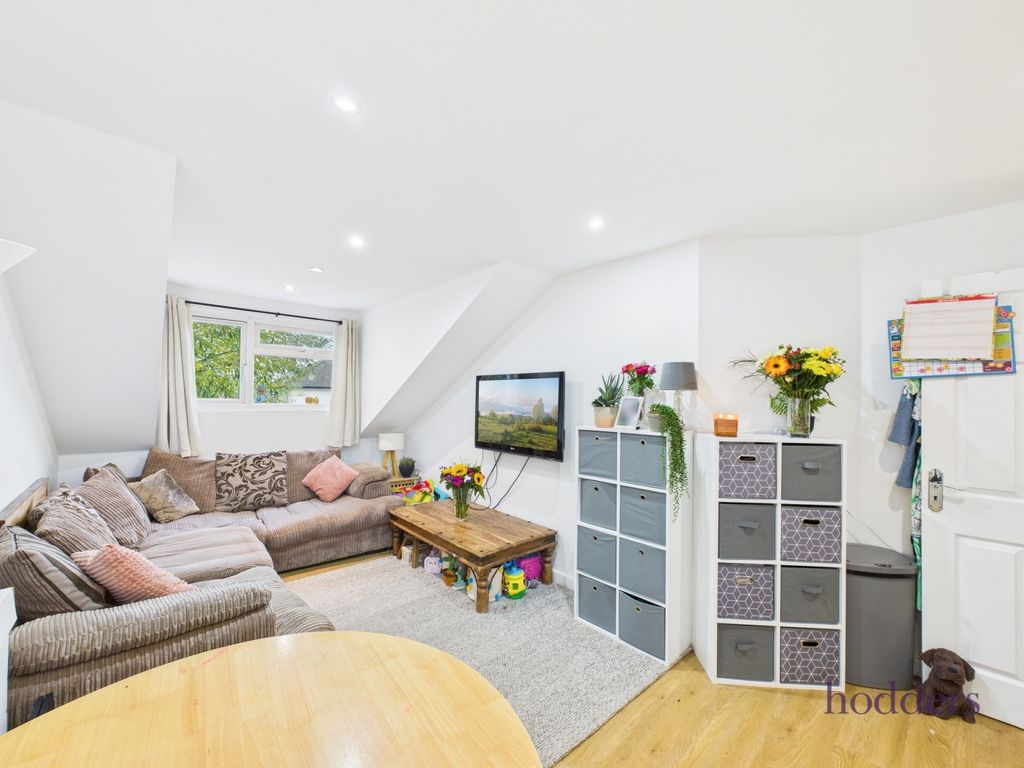 Property photo 3 of 8 Picture No. 04