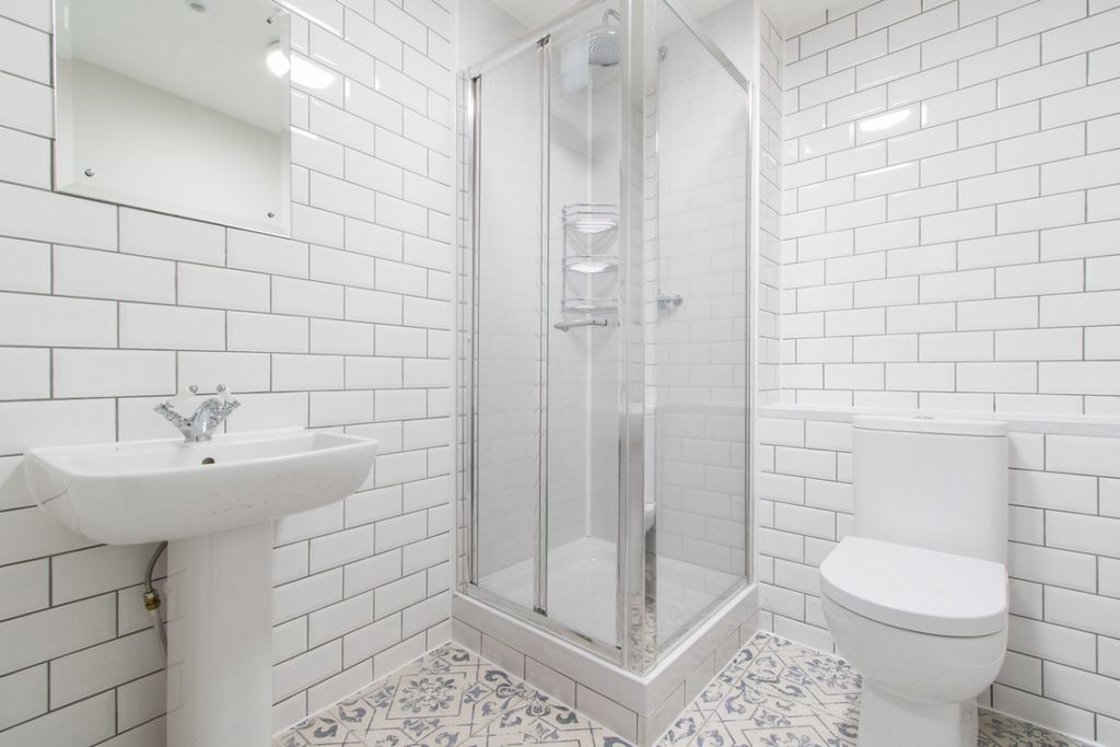 Property photo 3 of 10 Photo 2