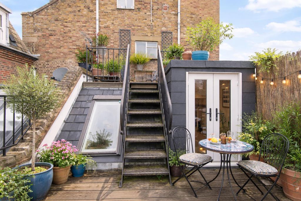 Property photo 1 of 15 3Ede10F5-3860-4Aee-Afbb-44185413Aff8.Png