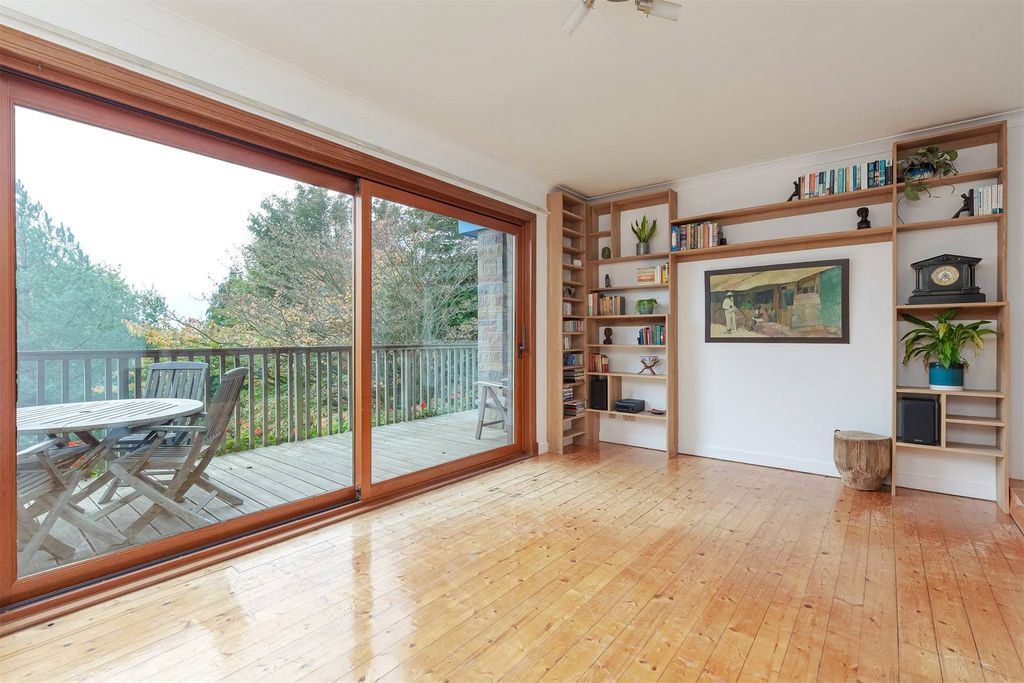 Property photo 3 of 20 Picture No. 09