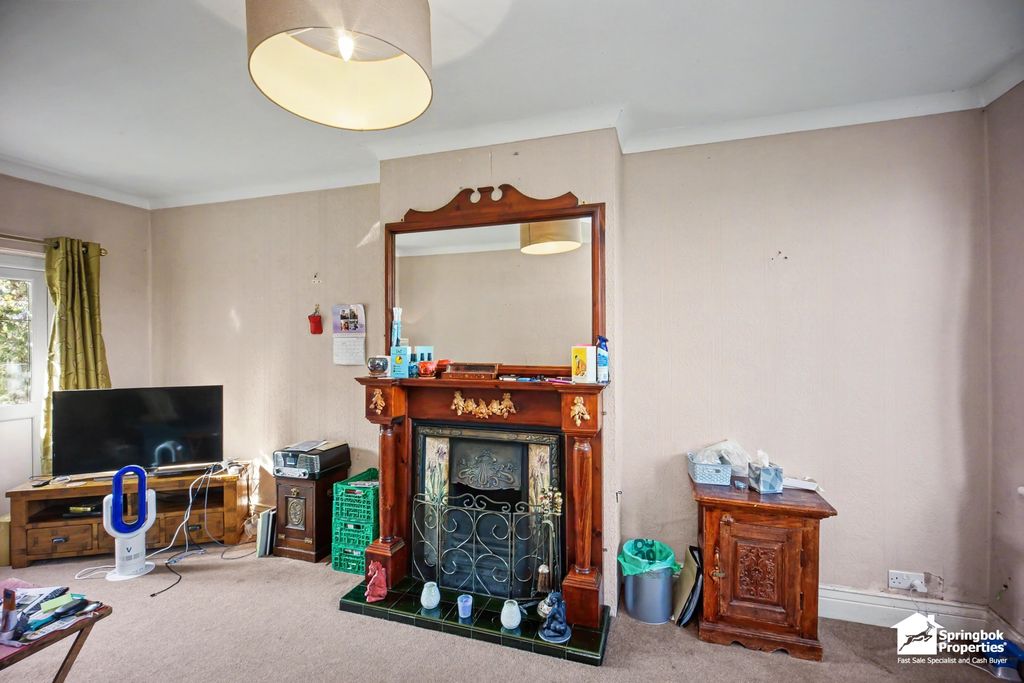 Property photo 3 of 14 Image 2