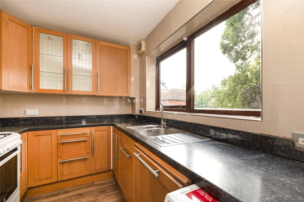 Property photo 3 of 16 Picture No. 36