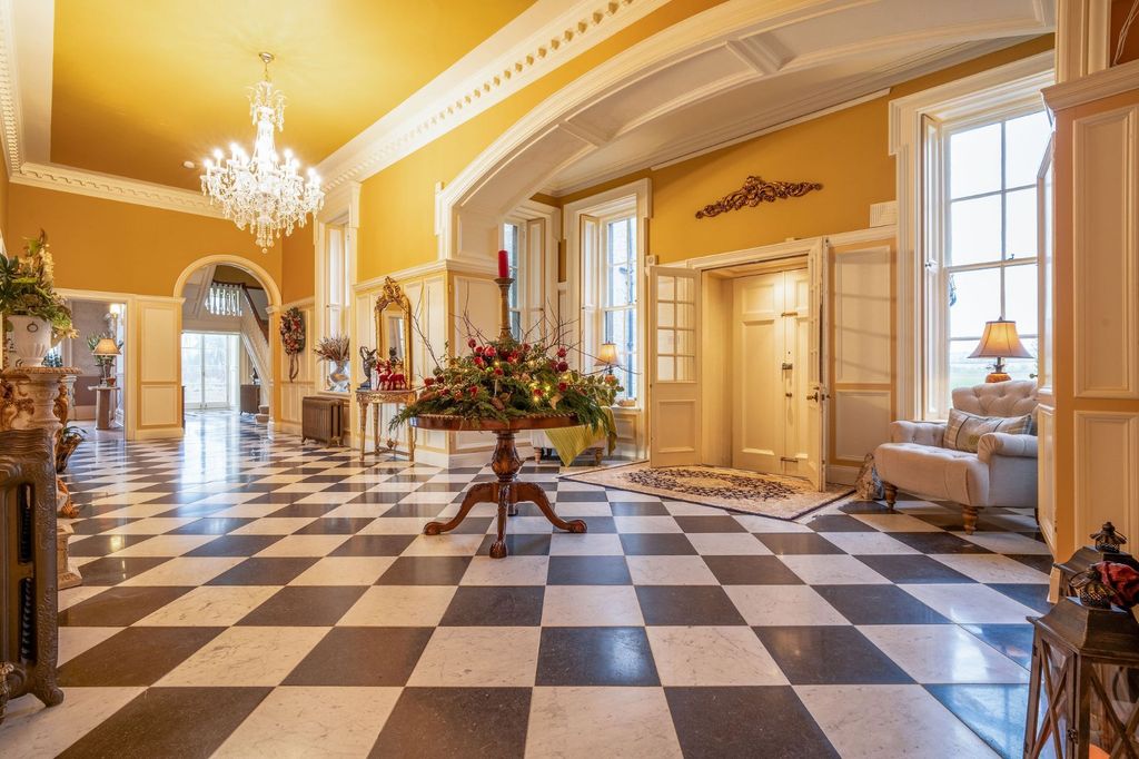 Property photo 2 of 73 Picture No. 99