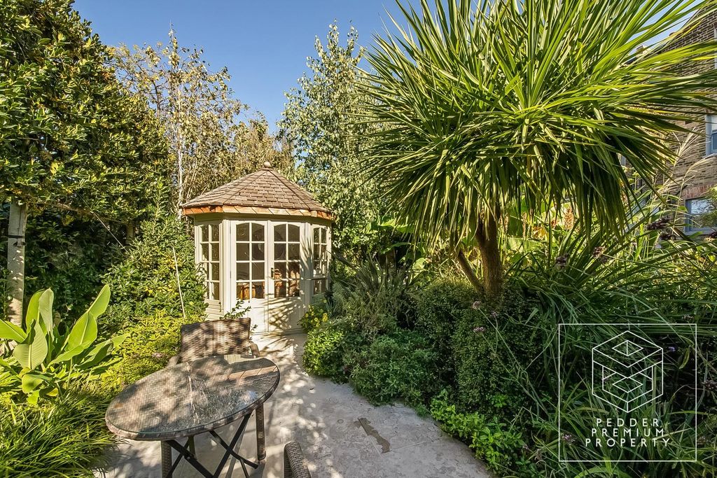Property photo 3 of 20 15.Jpg