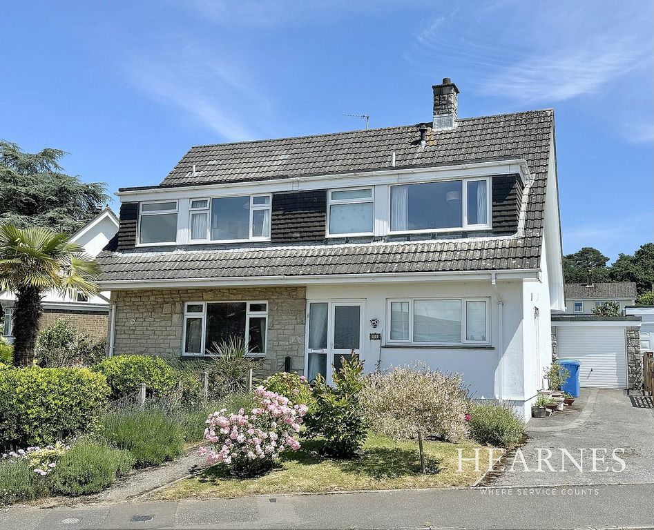 Property photo 2 of 34
