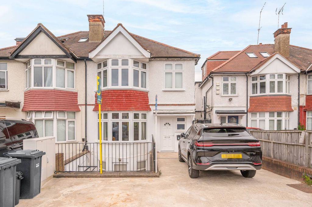 Property photo 1 of 1