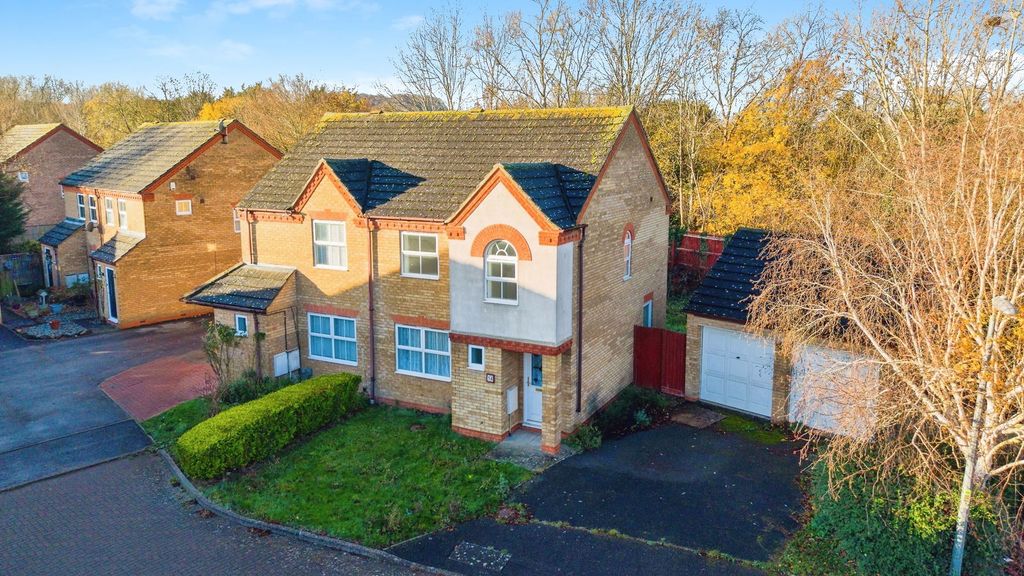 Property photo 2 of 24