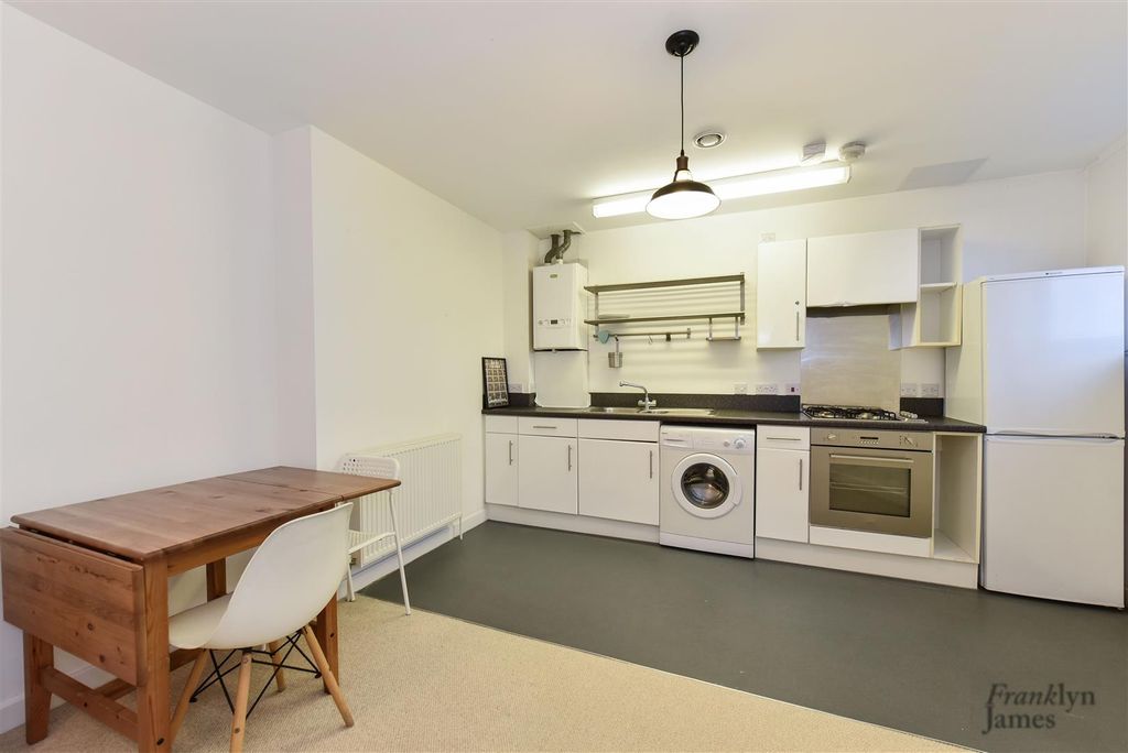 Property photo 2 of 10 Len Bishop Court (9).Jpg