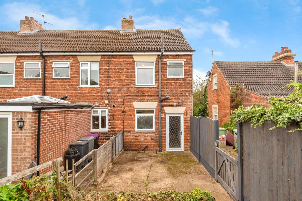 Property photo 2 of 18