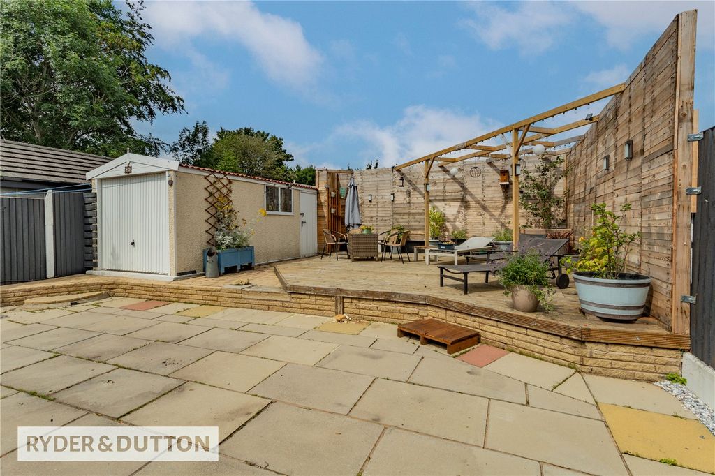 Property photo 2 of 24 Picture No. 27