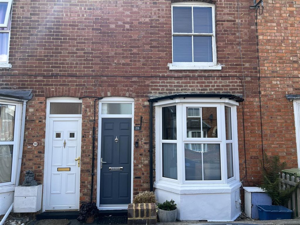 Property photo 1 of 11 Front