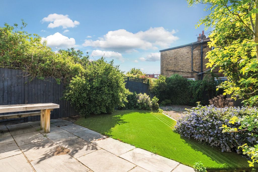 Property photo 1 of 10 Picture No. 32