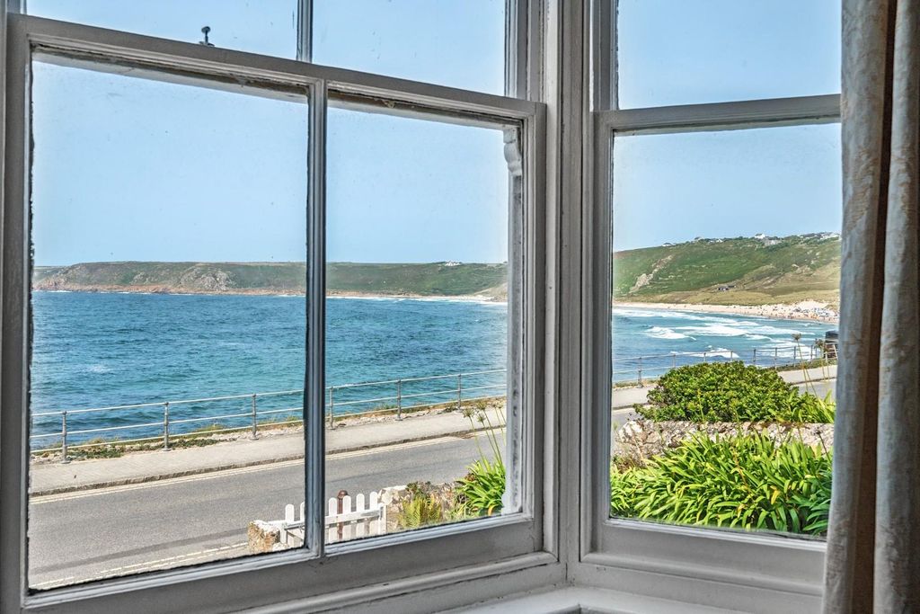 Property photo 2 of 30 View From Longe Diner