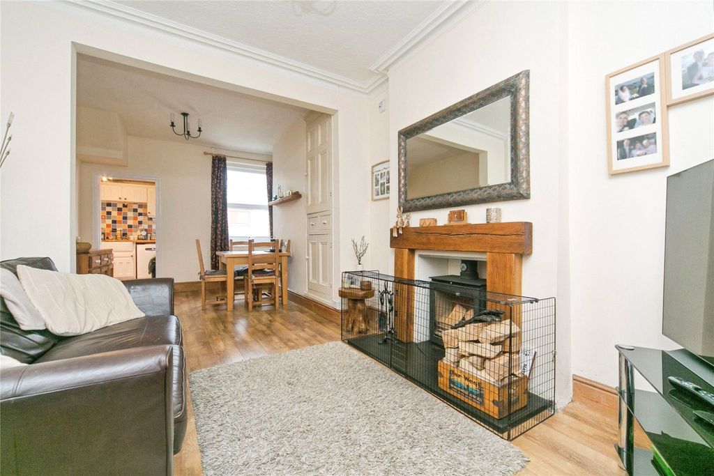 Property photo 3 of 15 Picture No. 05