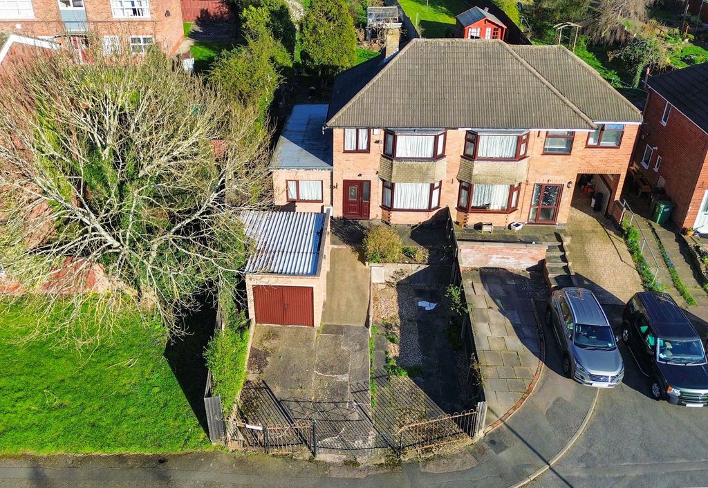 Property photo 1 of 22